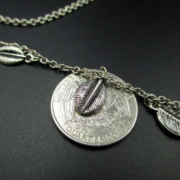 Vintage 19" Small Leaf Charm Nature Necklace - Picture 4 of 6